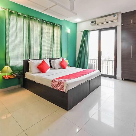 Hotel Oyo Flagship 387 Moulsari Avenue Gurgaon Esterno foto