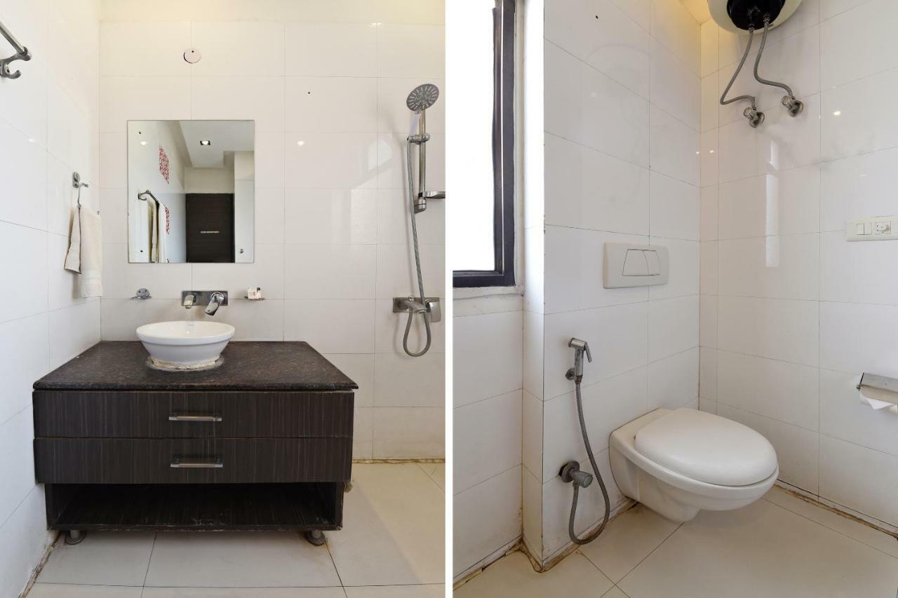 Hotel Oyo Flagship 387 Moulsari Avenue Gurgaon Esterno foto